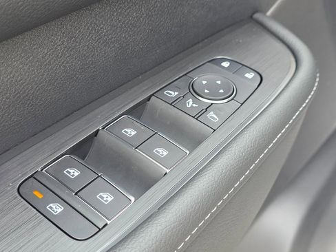 New 2026 Nissan Armada SL image 23