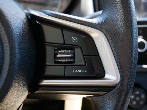 Used 2018 Subaru Impreza 2.0i AWD/4WD image 29