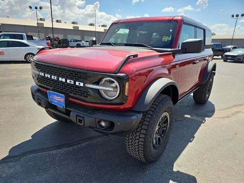 New 2026 Ford Bronco Badlands AWD/4WD image 4