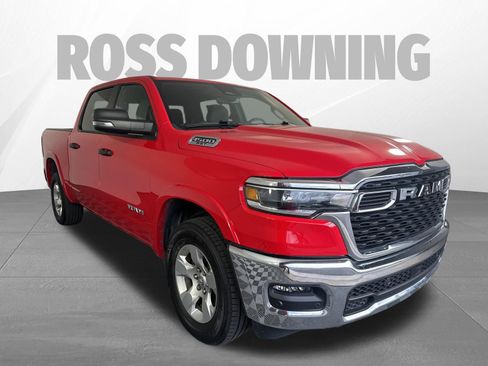 Used 2025 RAM 1500 Big Horn AWD/4WD image 3