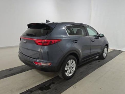 Used 2017 Kia Sportage LX AWD/4WD image 2