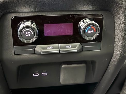 New 2026 Buick Enclave Preferred w/ Power Package image 7