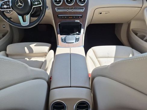 Used 2022 Mercedes-Benz GLC 300 4MATIC w/ Driver Assistance Package image 25