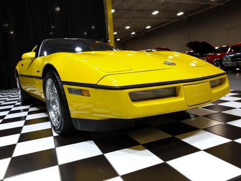 Used 1990 Chevrolet Corvette ZR-1 RWD image 14