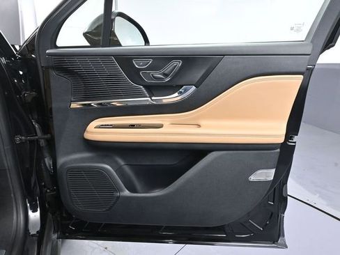 Used 2022 Lincoln Corsair Reserve w/ Equipment Group 201A image 50