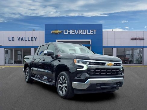 Used 2022 Chevrolet Silverado 1500 LT AWD/4WD image 1