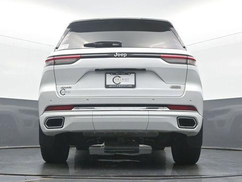 Used 2023 Jeep Grand Cherokee Overland image 50