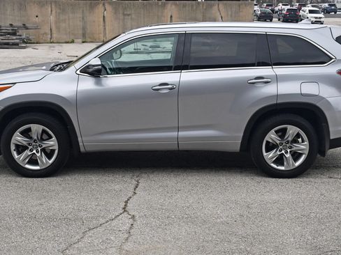 Used 2016 Toyota Highlander Limited AWD/4WD image 5