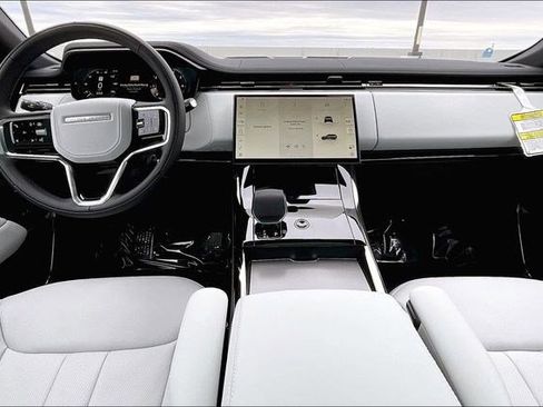 New 2026 Land Rover Range Rover Sport SE image 5