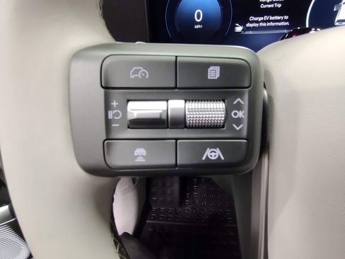 New 2026 Hyundai Ioniq 9 Calligraphy AWD/4WD image 37