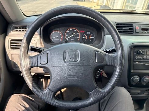 Used 1998 Honda CR-V LX image 17