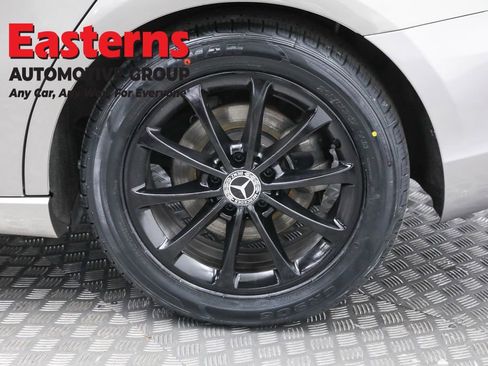 Used 2021 Mercedes-Benz A 220 4MATIC w/ Premium Package image 35