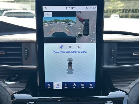 Used 2023 Ford Explorer Limited w/ Limited Technology Package RWD image 31