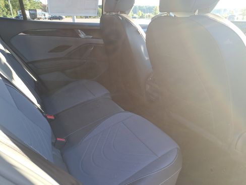 New 2026 Volkswagen Tiguan SE R-Line image 11