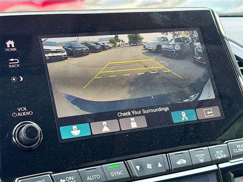 Used 2023 Honda Odyssey Elite image 14