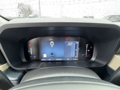 Used 2025 Ford Maverick Lariat image 23