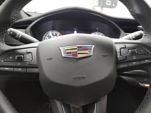Used 2019 Cadillac XT4 Premium Luxury AWD/4WD image 33