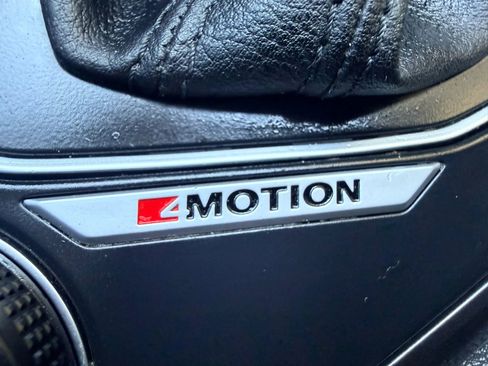 Used 2018 Volkswagen Tiguan SE image 6