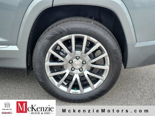 New 2027 GMC Terrain Denali w/ LPO, Black Badging Package AWD/4WD image 31