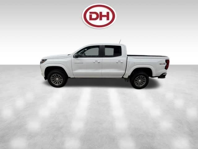 Used 2024 Chevrolet Colorado LT AWD/4WD image 8
