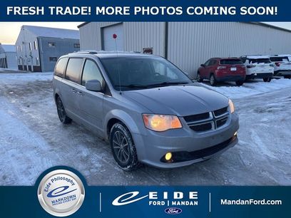 Used 2017 Dodge Grand Caravan SXT w/ Driver Convenience Group