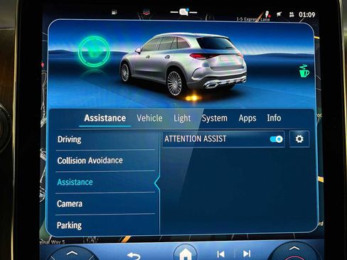 Certified 2025 Mercedes-Benz GLC 300 GLC 300 image 37