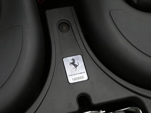 Used 2011 Ferrari California RWD image 43