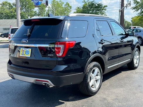 Used 2017 Ford Explorer XLT AWD/4WD image 7