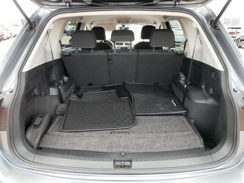 Used 2023 Volkswagen Tiguan S FWD image 18