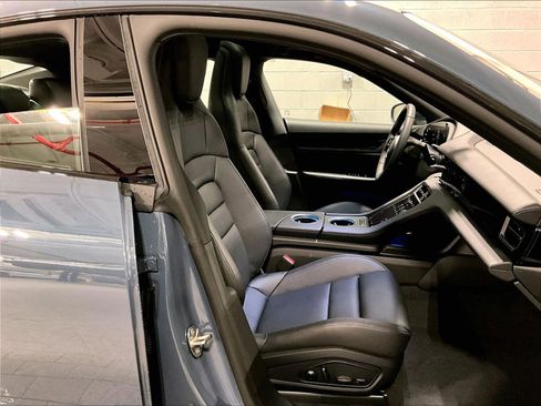 New 2026 Porsche Taycan 4S image 10