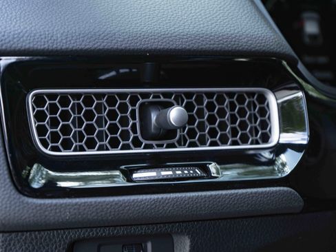 Used 2024 Honda Civic Sport image 38