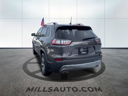 Used 2019 Jeep Cherokee Limited image 10