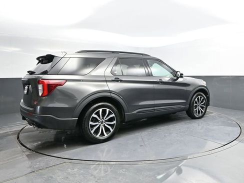 Used 2020 Ford Explorer ST image 10
