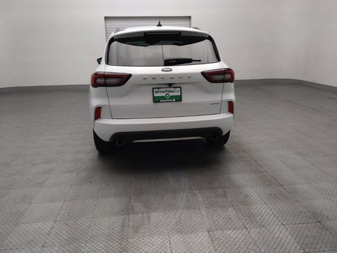 Used 2023 Ford Escape ST-Line AWD/4WD image 6