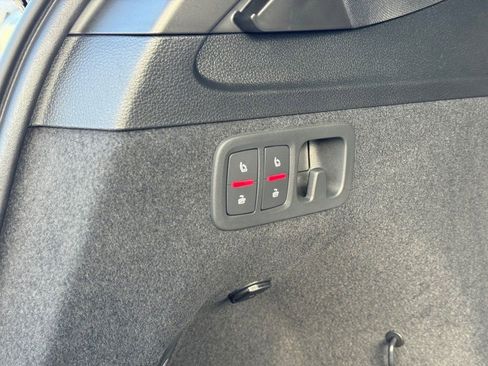 New 2026 Audi Q7 2.0T Premium image 17