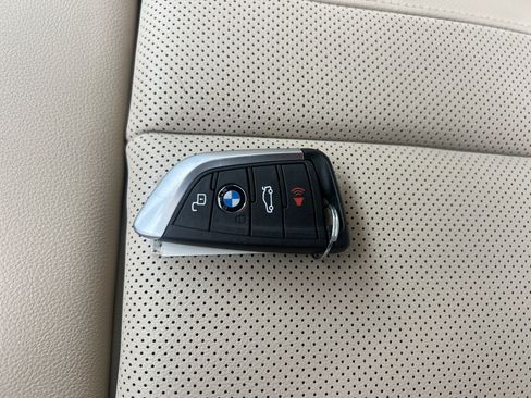 Used 2023 BMW X3 xDrive30i w/ Premium Package AWD/4WD image 35