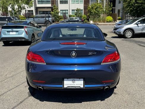 Used 2009 BMW Z4 sDrive35i RWD image 33