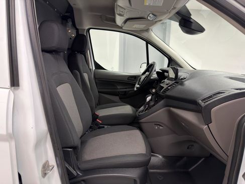Used 2020 Ford Transit Connect XL image 10