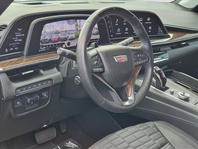Used 2024 Cadillac Escalade ESV Premium Luxury Platinum w/ Heavy-Duty Trailer Package AWD/4WD image 10