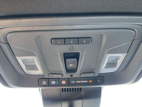 Used 2023 Chevrolet Silverado 1500 ZR2 w/ Technology Package image 53