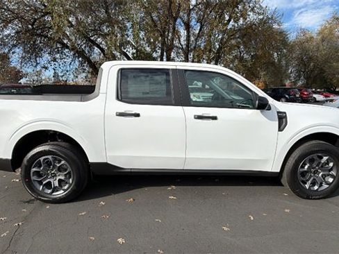 New 2026 Ford Maverick XLT w/ XLT Luxury Package image 3