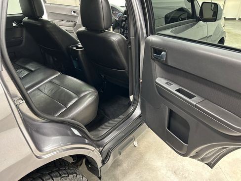 Used 2012 Ford Escape Limited image 59