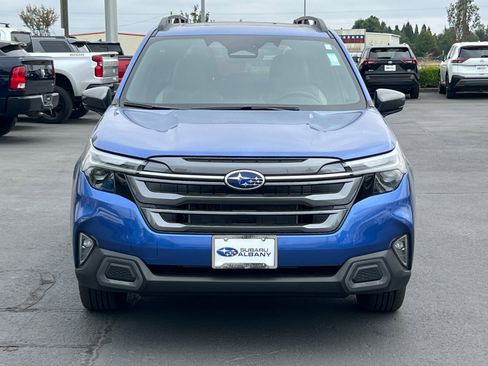 New 2025 Subaru Forester Limited image 9