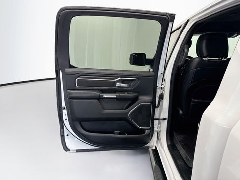 Used 2025 RAM 1500 Laramie AWD/4WD image 26