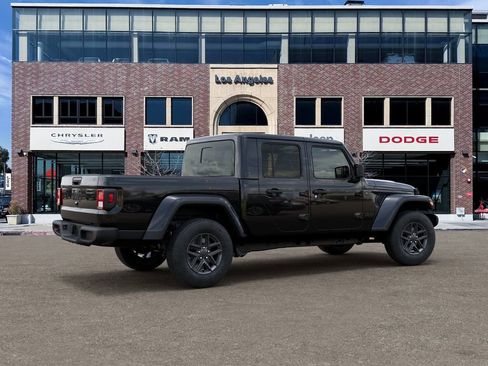 New 2026 Jeep Gladiator Sport AWD/4WD image 4
