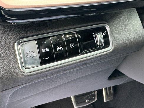 Used 2024 Buick Envision Sport Touring image 16