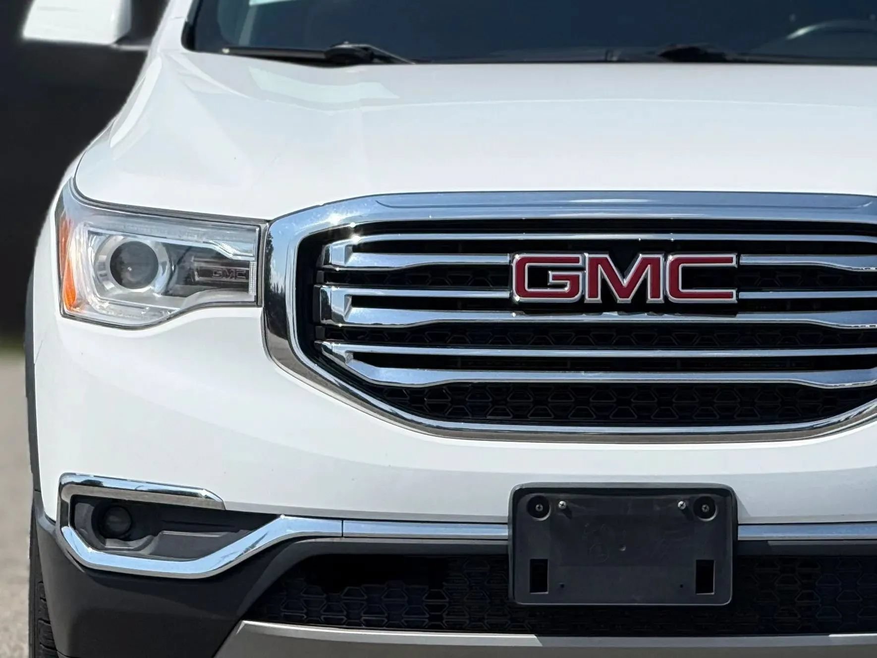 Used 2019 GMC Acadia SLE w/ Driver Alert Package I AWD/4WD image 11