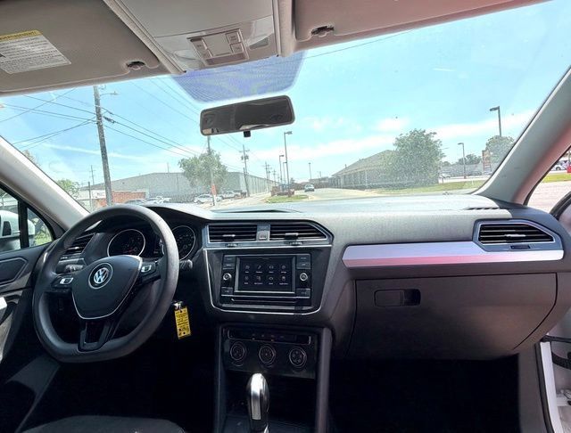 Used 2021 Volkswagen Tiguan S FWD image 13