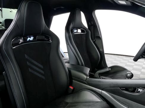 Certified 2025 Hyundai Elantra N image 21