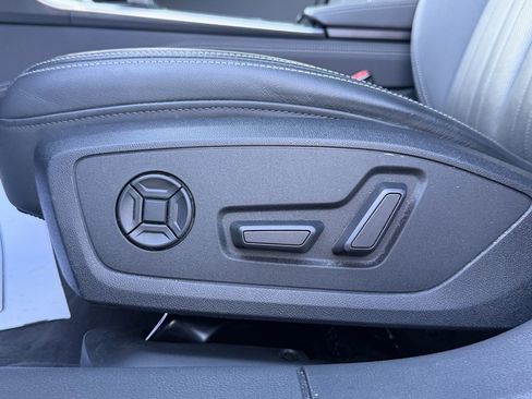 Used 2022 Audi A6 Premium Plus w/ Premium Plus Package image 23